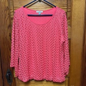 Roz & Ali blouse size XL salmon color with elastic at hem and angle sleeves